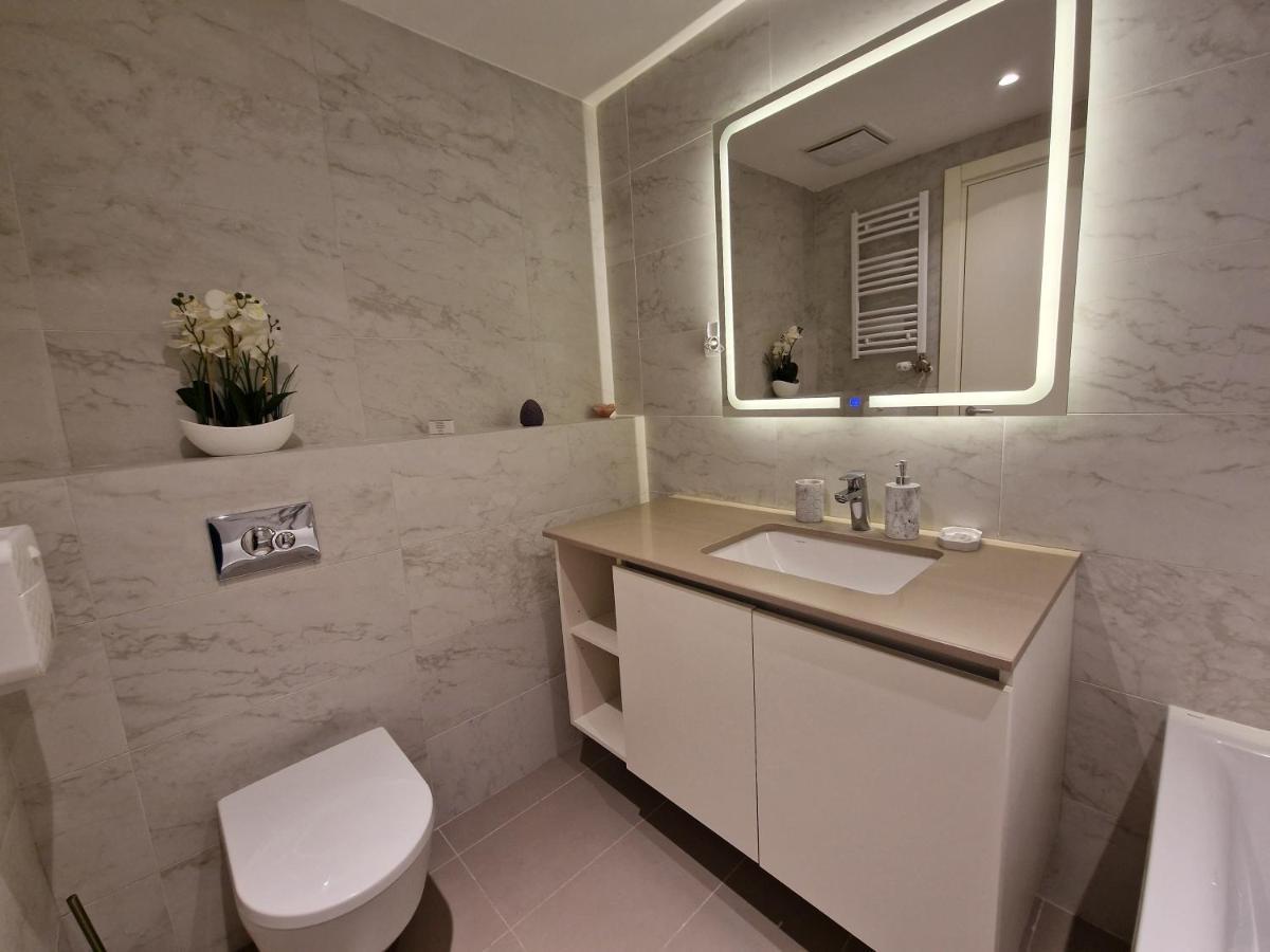 Beograd Na Vodi - BW Arcadia Luxury Appartement Buitenkant foto