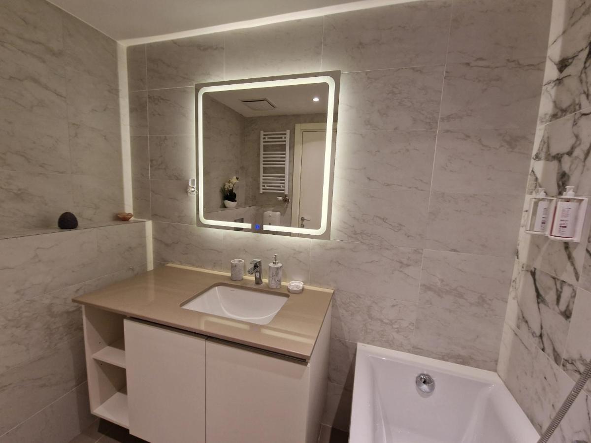 Beograd Na Vodi - BW Arcadia Luxury Appartement Buitenkant foto
